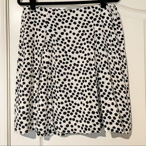 LOFT black and white spotted skirt